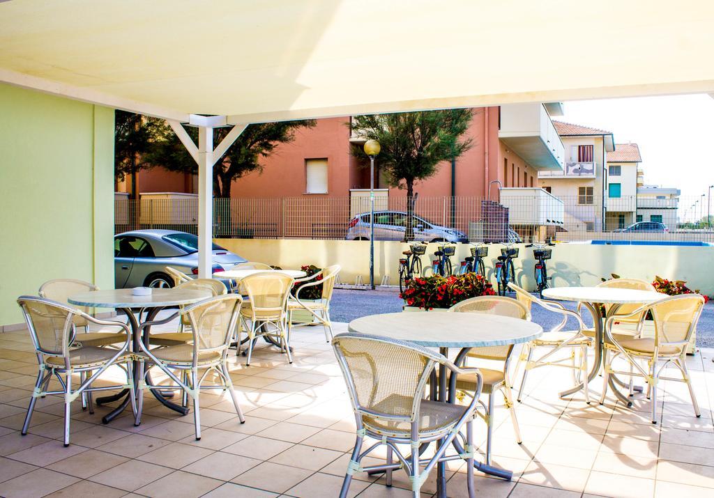Hotel Caravel Marotta Ngoại thất bức ảnh