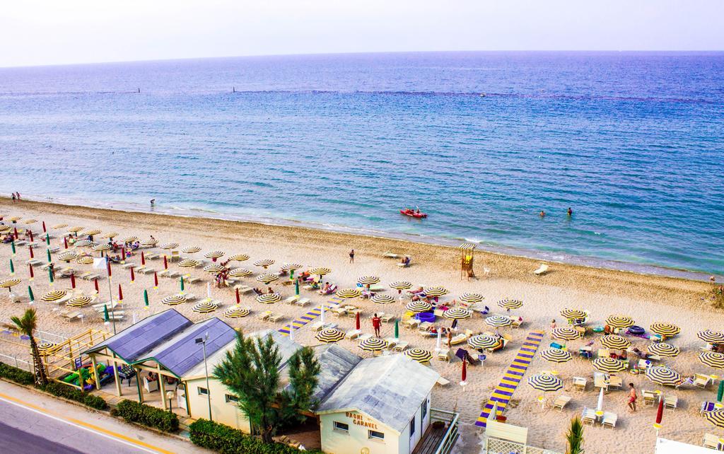 Hotel Caravel Marotta Ngoại thất bức ảnh