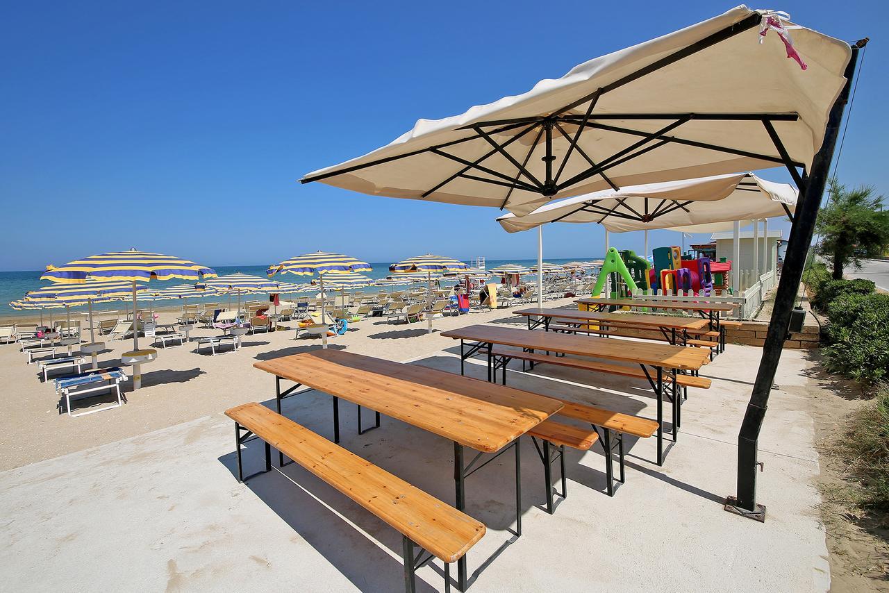 Hotel Caravel Marotta Ngoại thất bức ảnh
